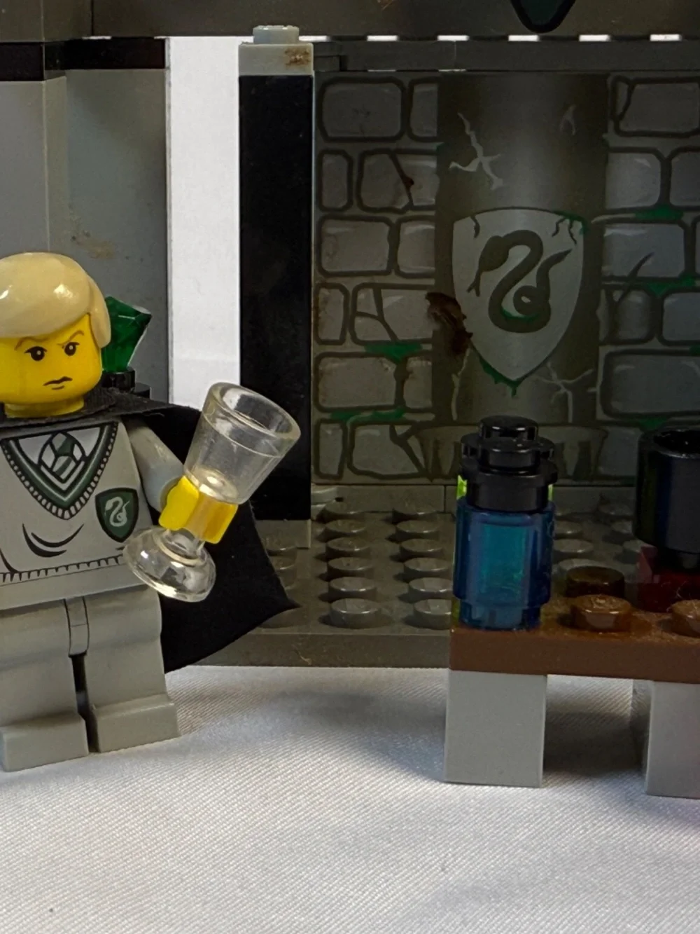 LEGO Harry Potter 4735 Slytherin 2002 Complete Retired Set